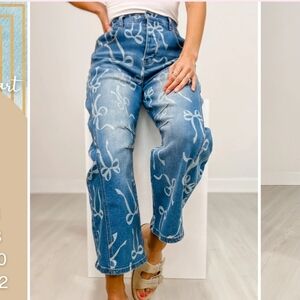 Blue Velvet NWT Denim Bow Print Washed Barrel Denim Pants Size Small